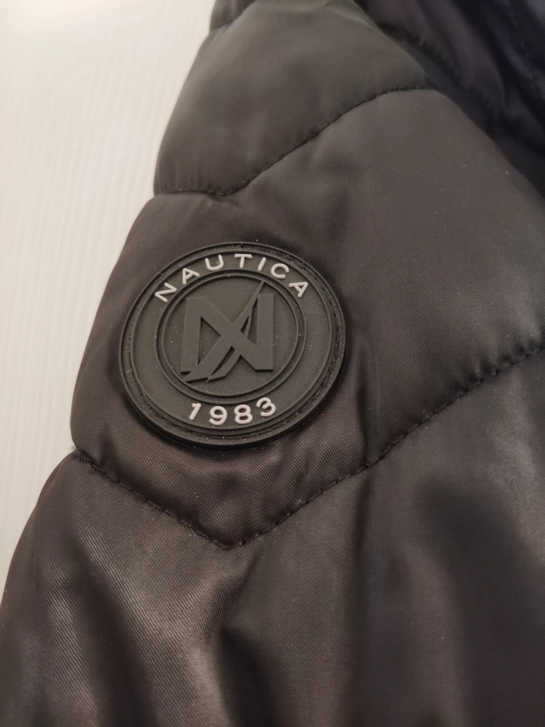 Nautica Black Puffer Jacket with Hood - Women's Medium - photo 4