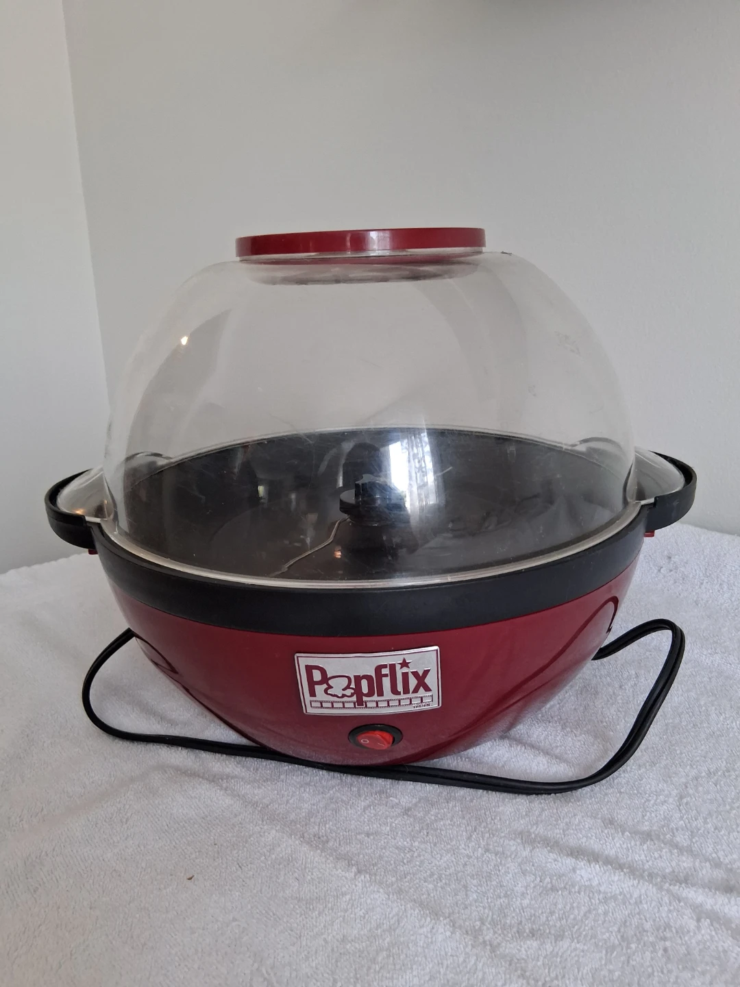 Popflix Red Retro Popcorn Machine