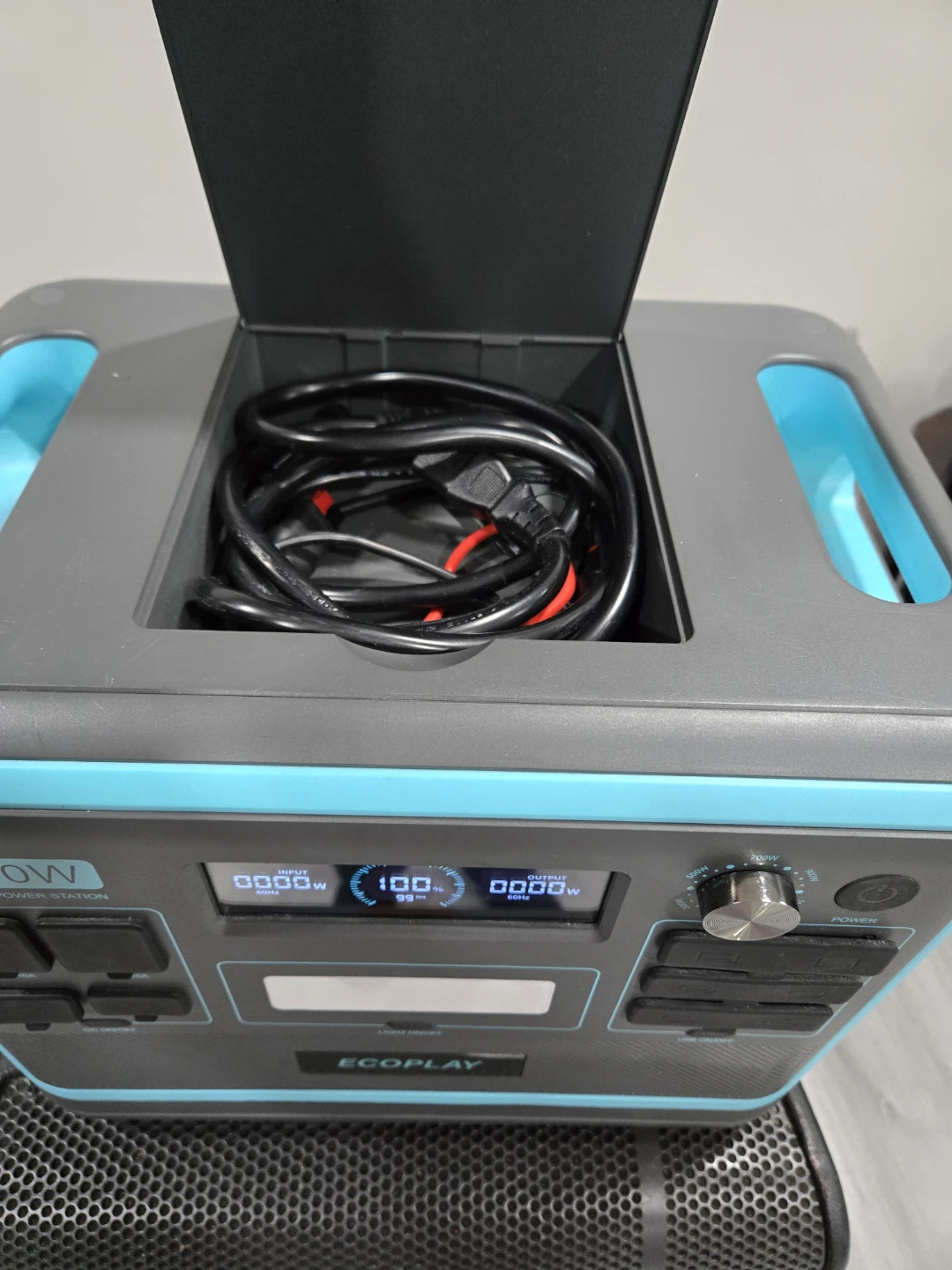 ECOPLAY 2400W Portable Power Station - photo 2