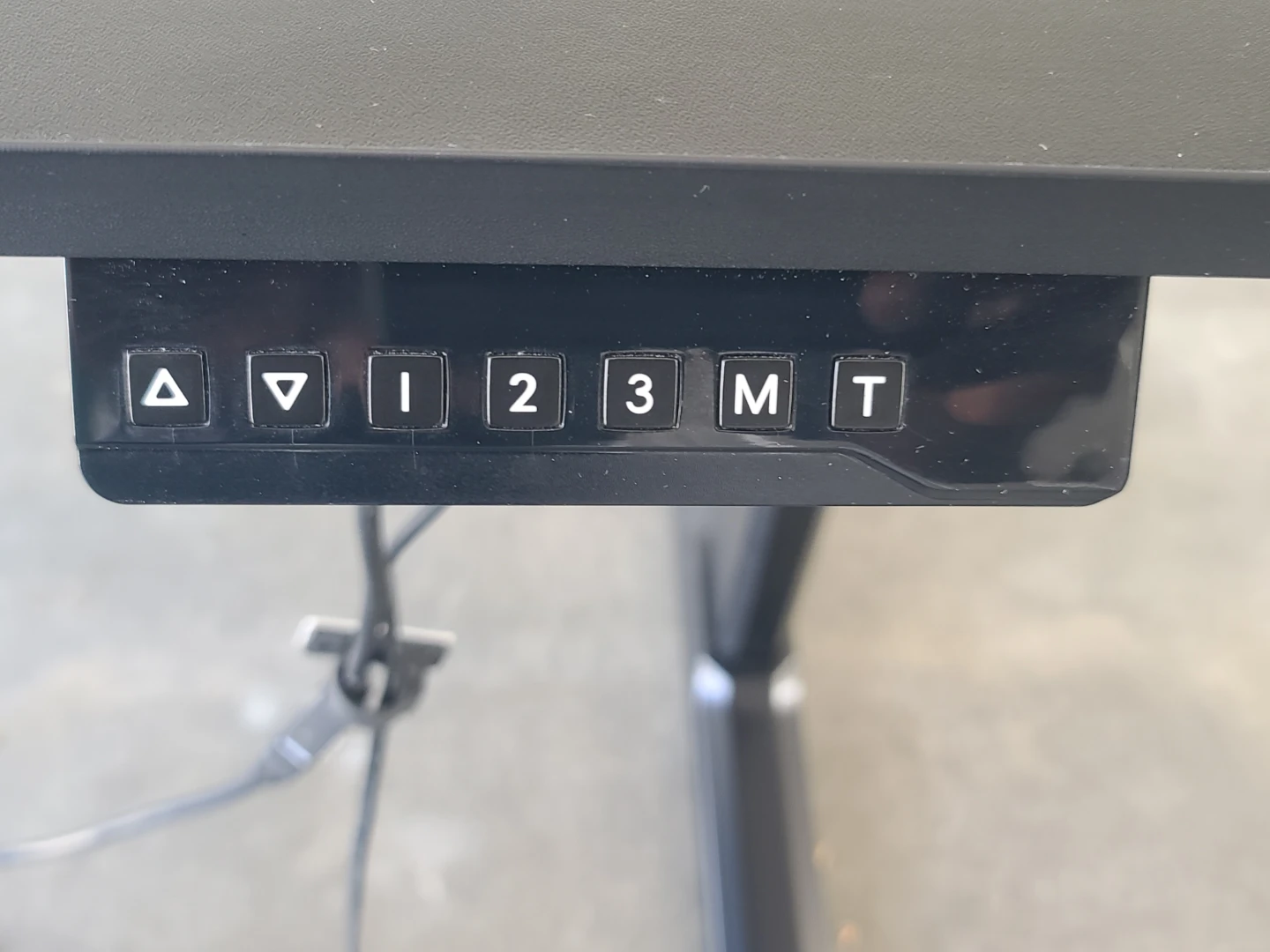 VIVO Black Electric Standing Desk - photo 2