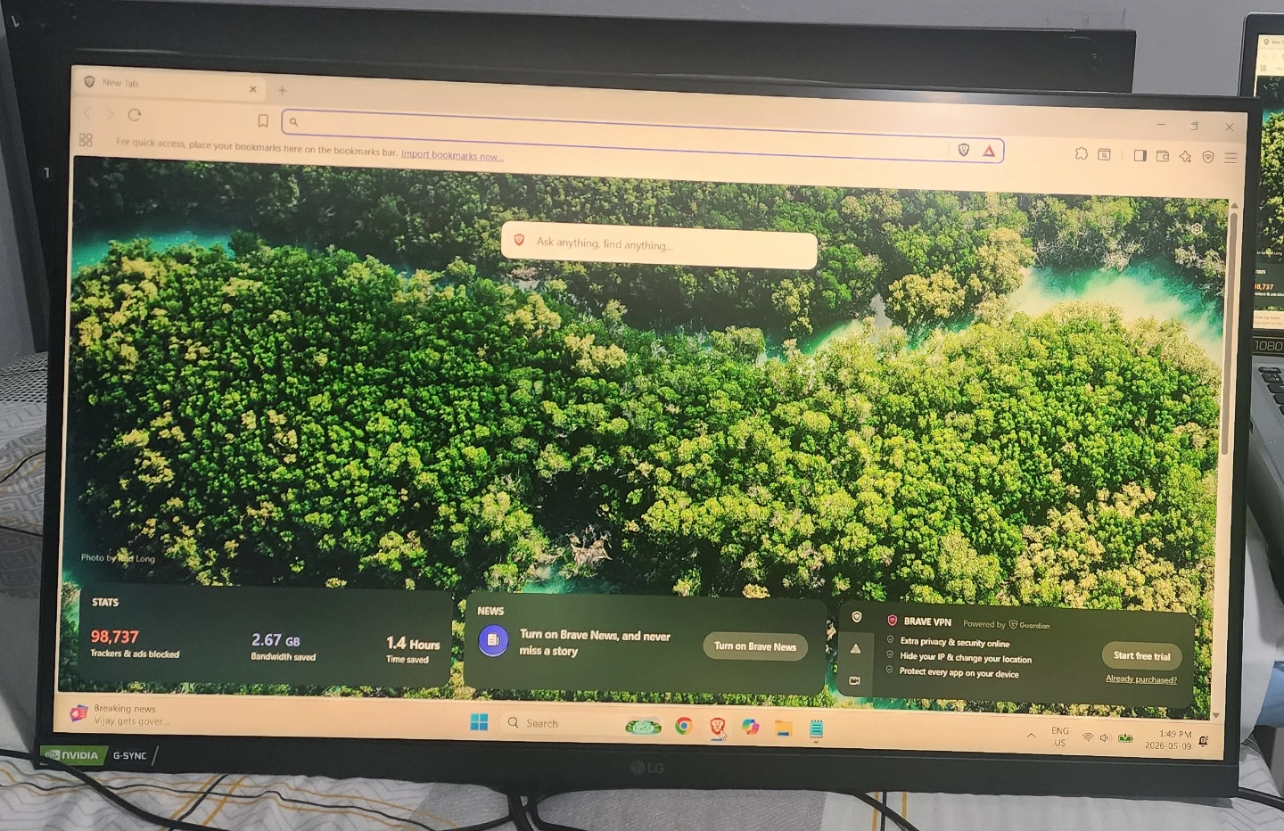 LG UltraGear 27" Gaming Monitor 27GN600