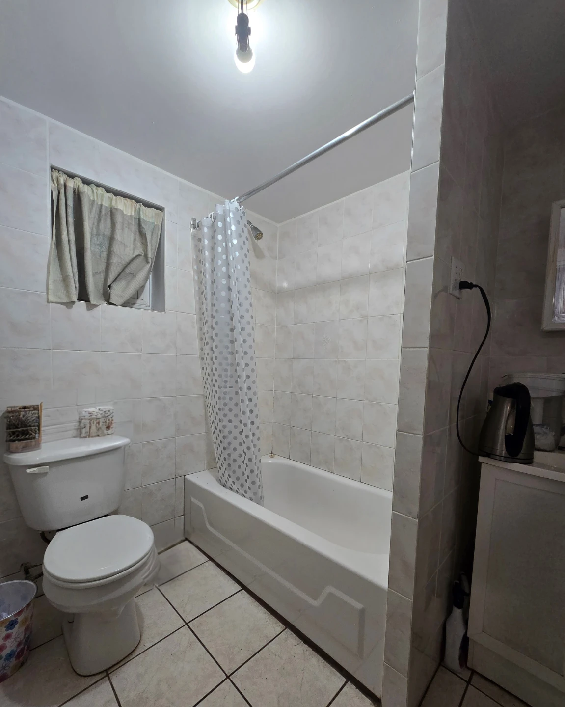 1 Bedroom Available for June 1st - photo 4