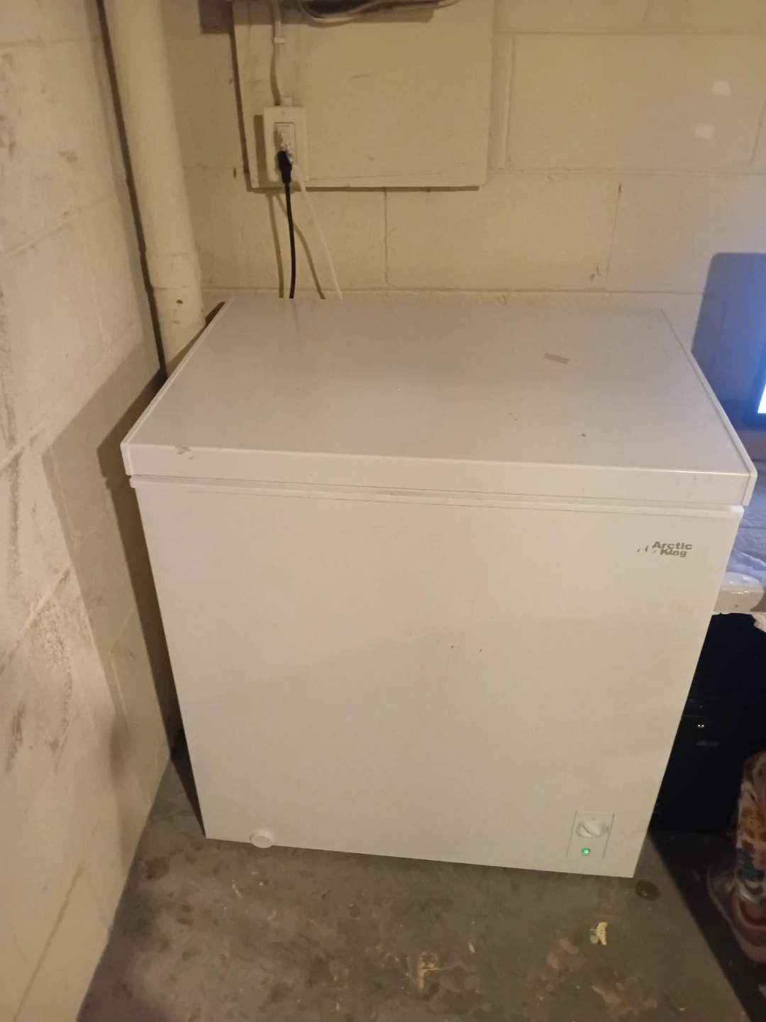 Arctic King Chest Freezer
