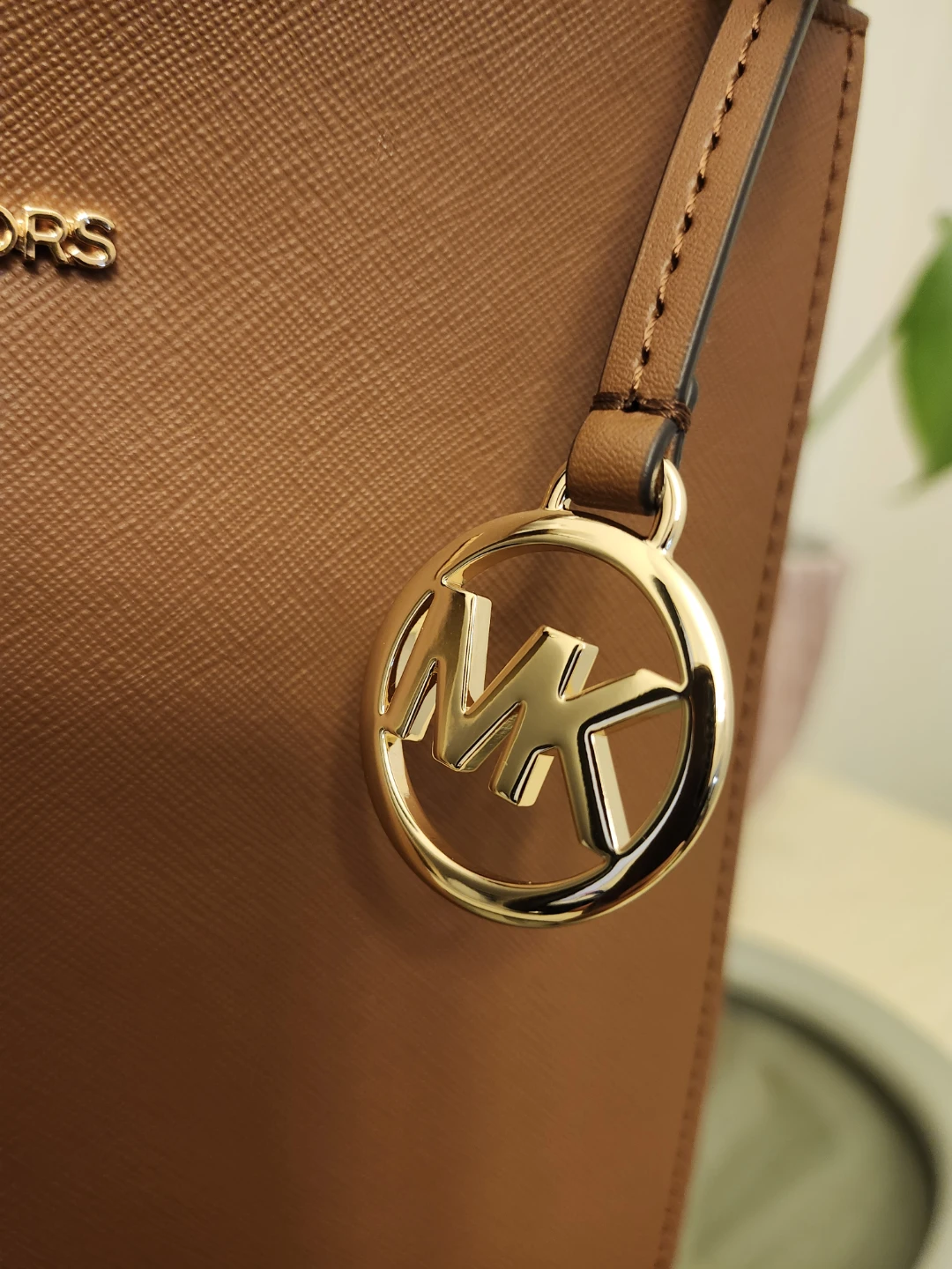 Brand new MK messenger crossbody - photo 2