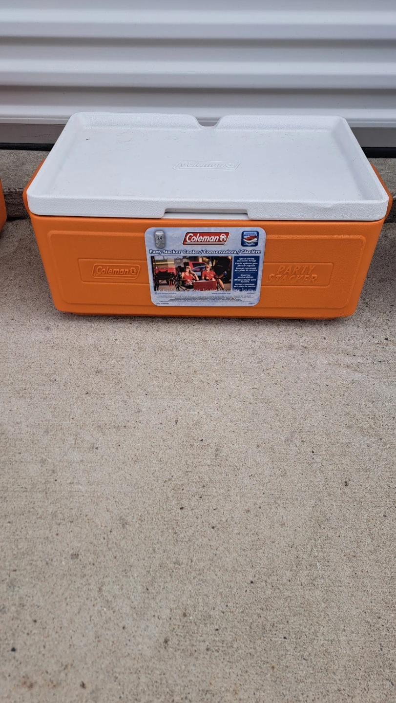 3 Coleman Camping Coolers - photo 3