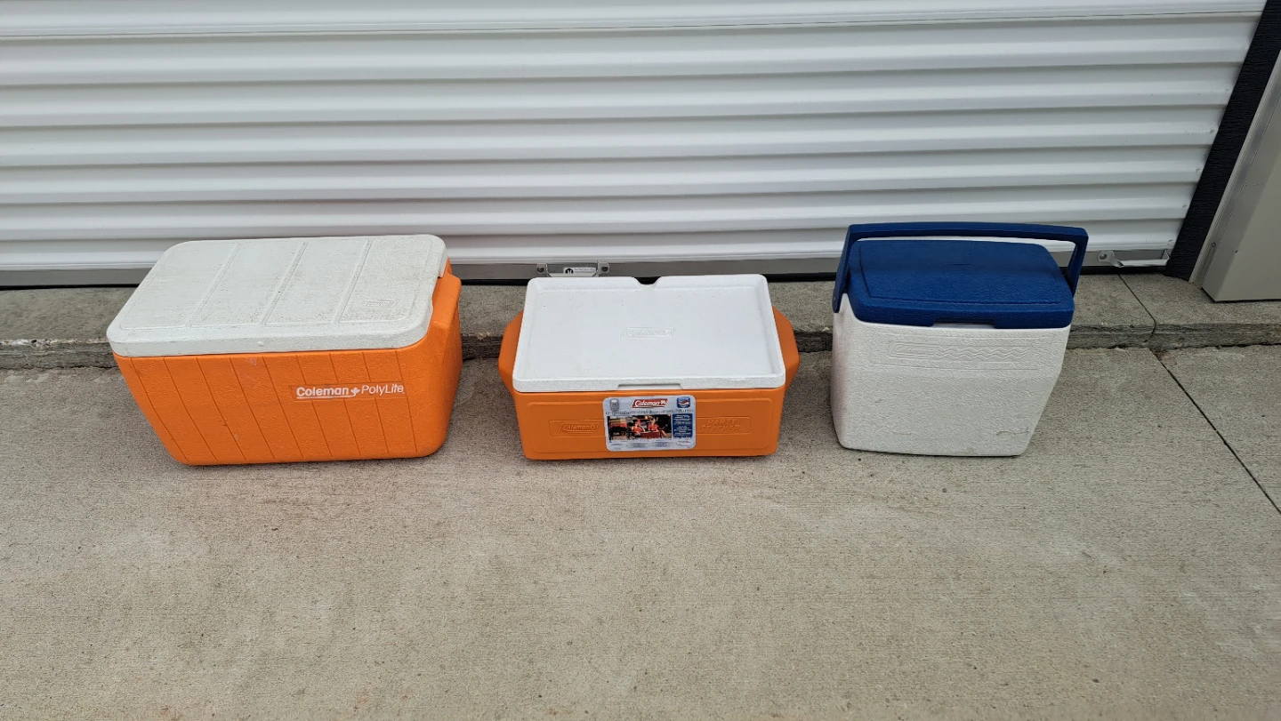 3 Coleman Camping Coolers - photo 5