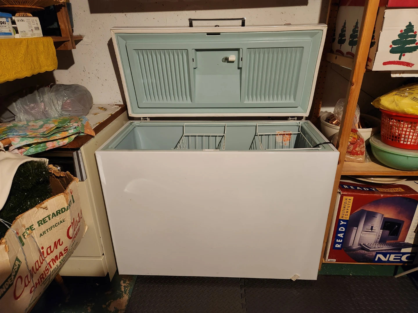 Coldspot White Chest Freezer - photo 2