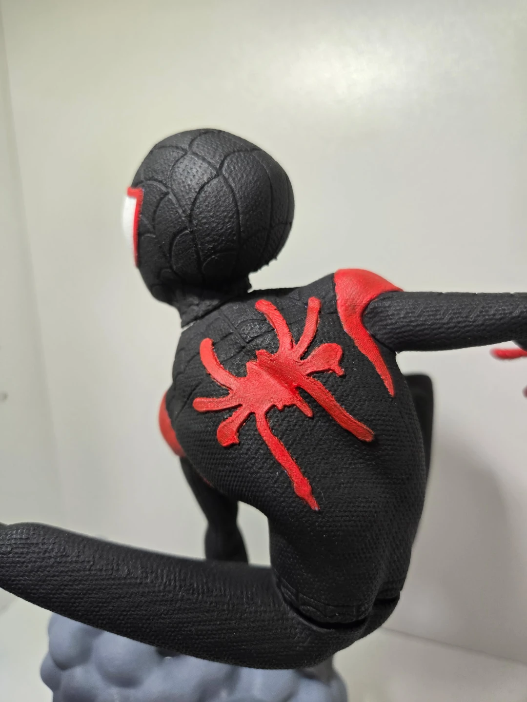 Spiderman Miles Morales Figurine - photo 2