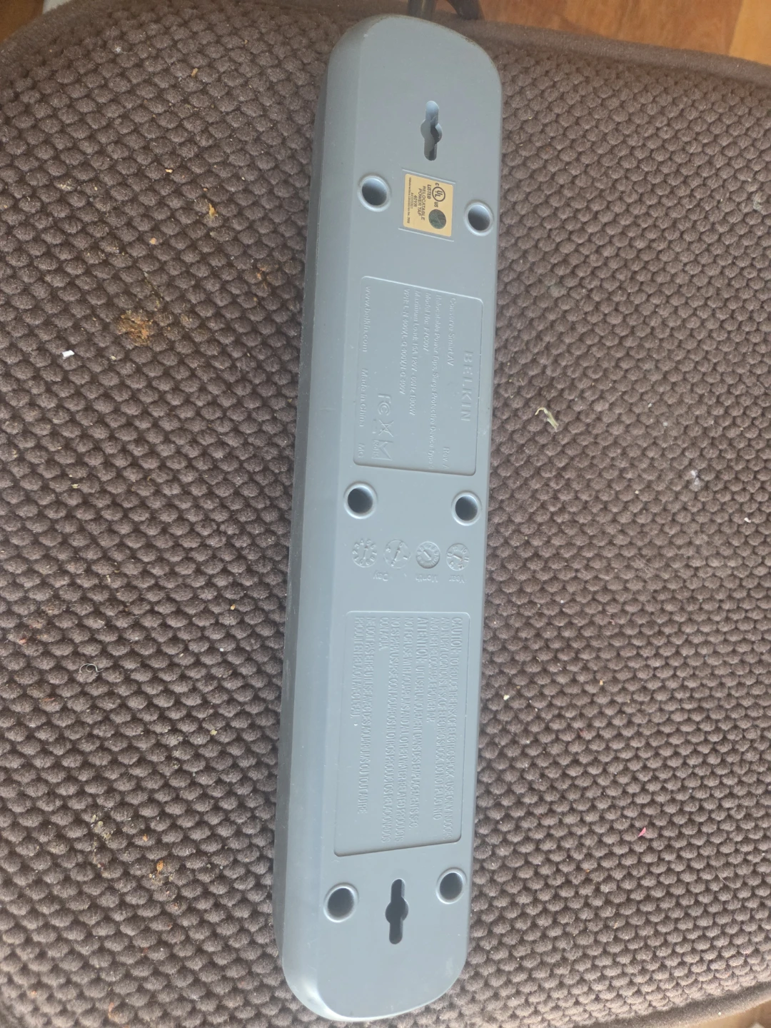 Belkin Surge Protector Power Strip - photo 4