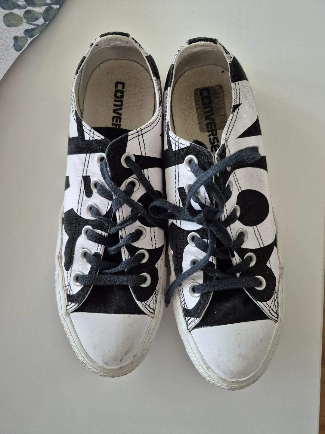 Converse All Star Sneakers - Black & White Pattern