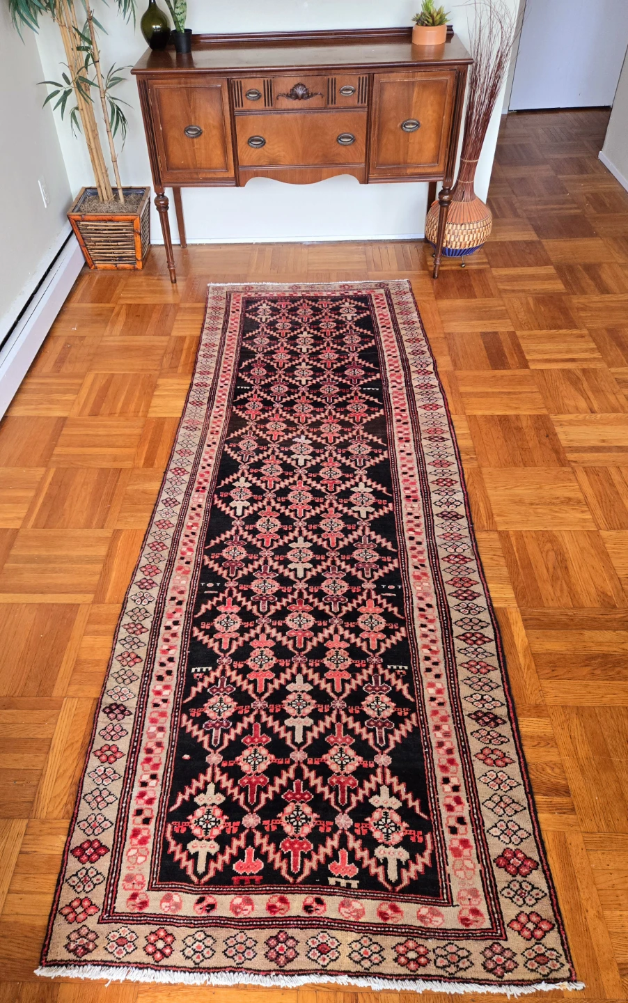 Hand Woven Persian Pink And Black Runner Rug From Iran - photo 5