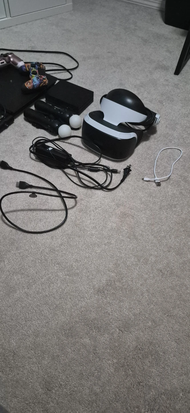 Playstation 4 VR Bundle with LEGO Worlds and FIFA 2023 - photo 2