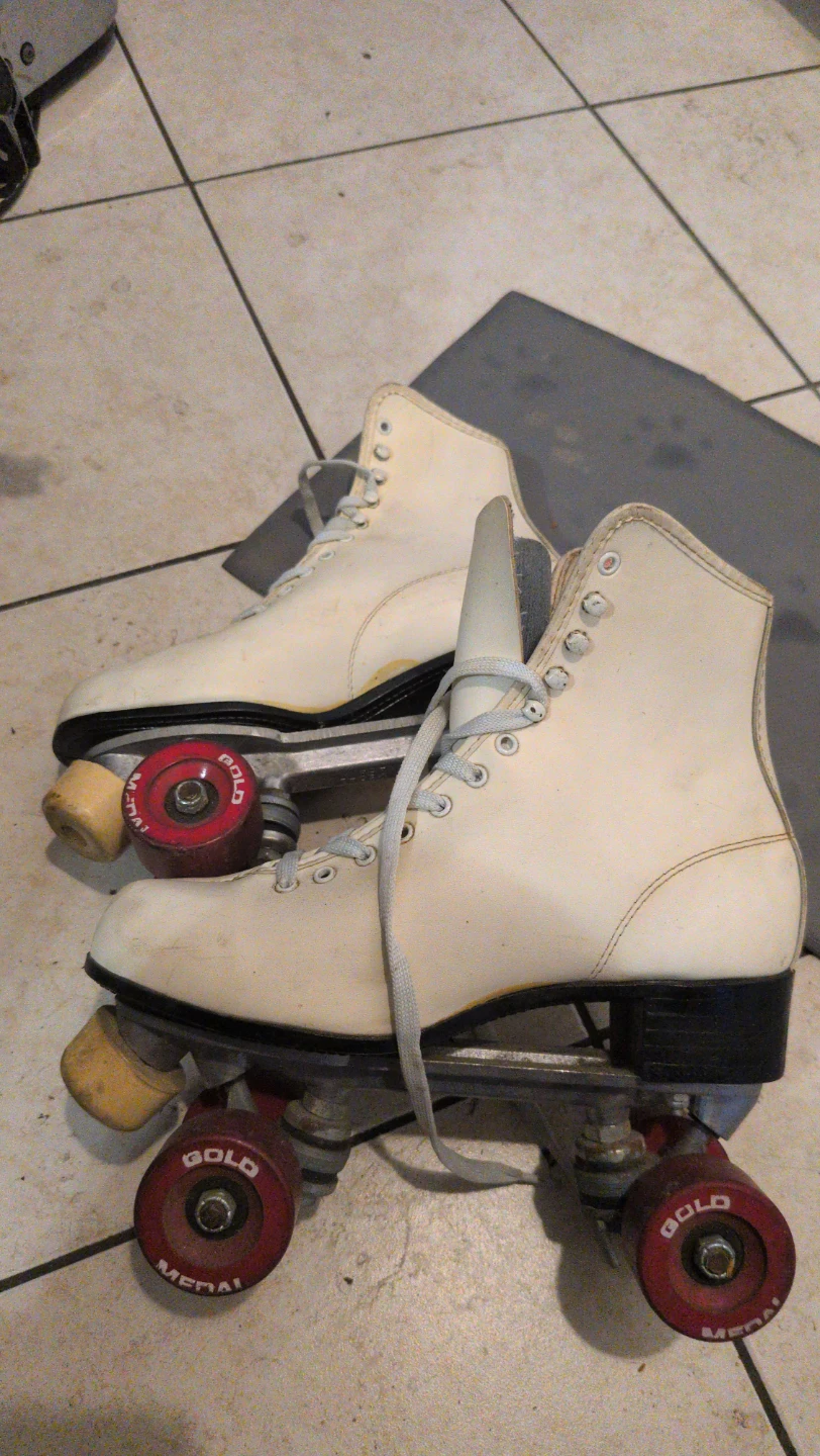 Gold Medal Canada Roller Skates - White - photo 4