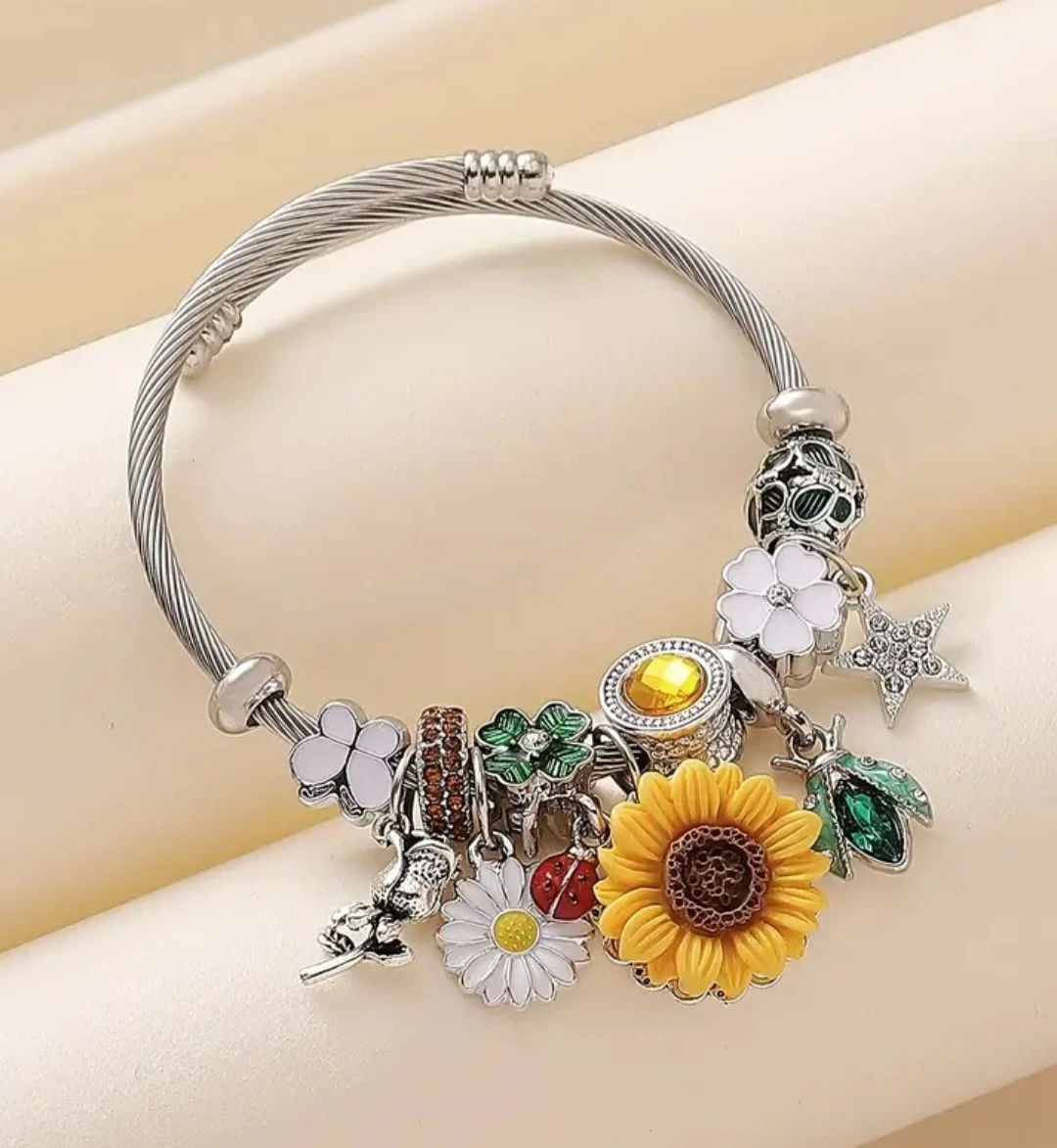 Charm Bracelet with Sunflower - photo 3