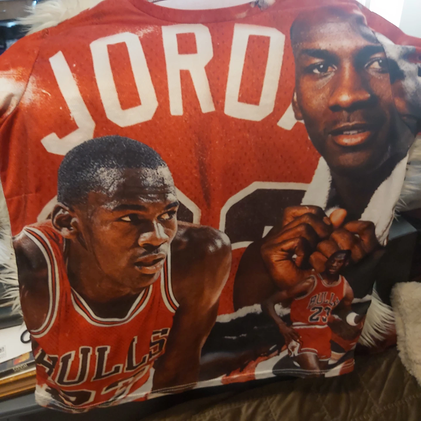 Michael Jordan "Bulls 23" Graphic T-Shirt - photo 2
