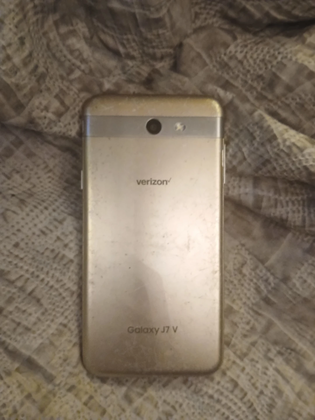 Samsung Galaxy J7 V Verizon Smartphone - Gold - photo 2