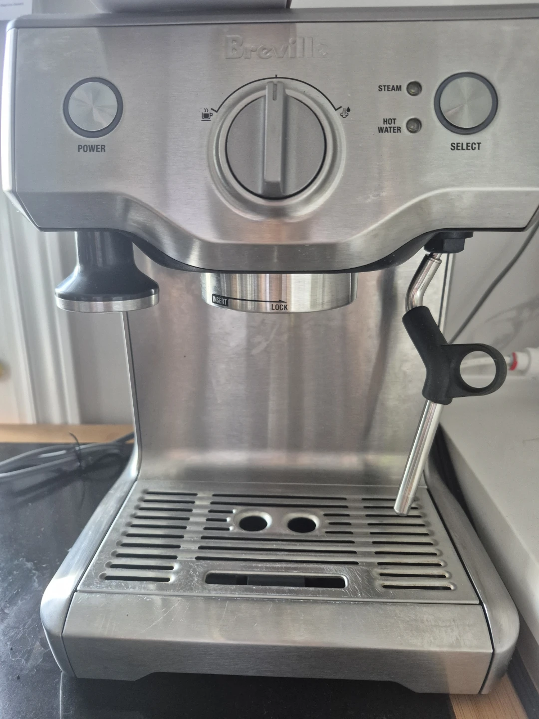 Breville espresso machine + accessories - photo 2