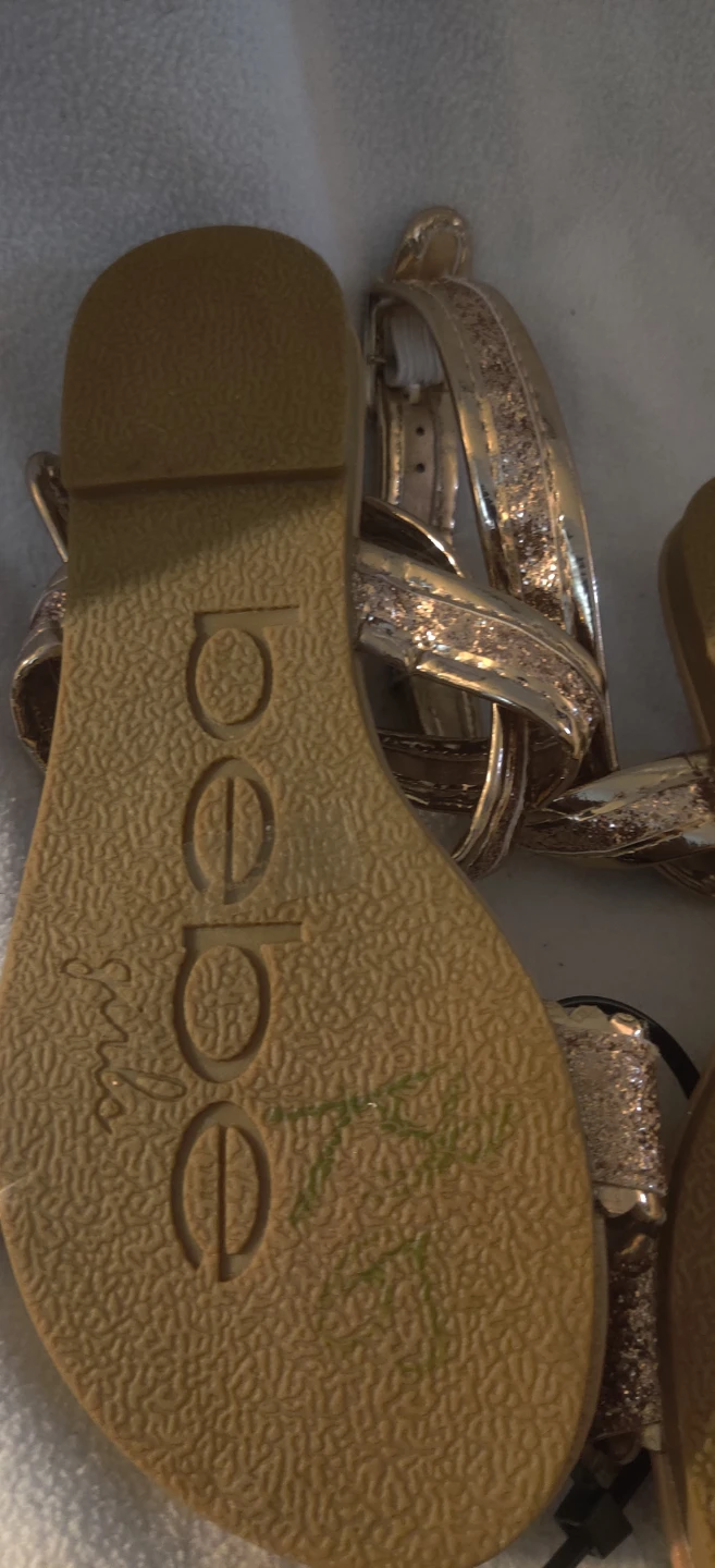 Bebe Girls Gold Glitter Sandals size 1 - photo 4