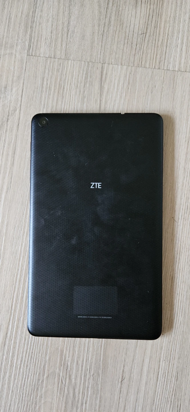 ZTE Tablet - photo 2