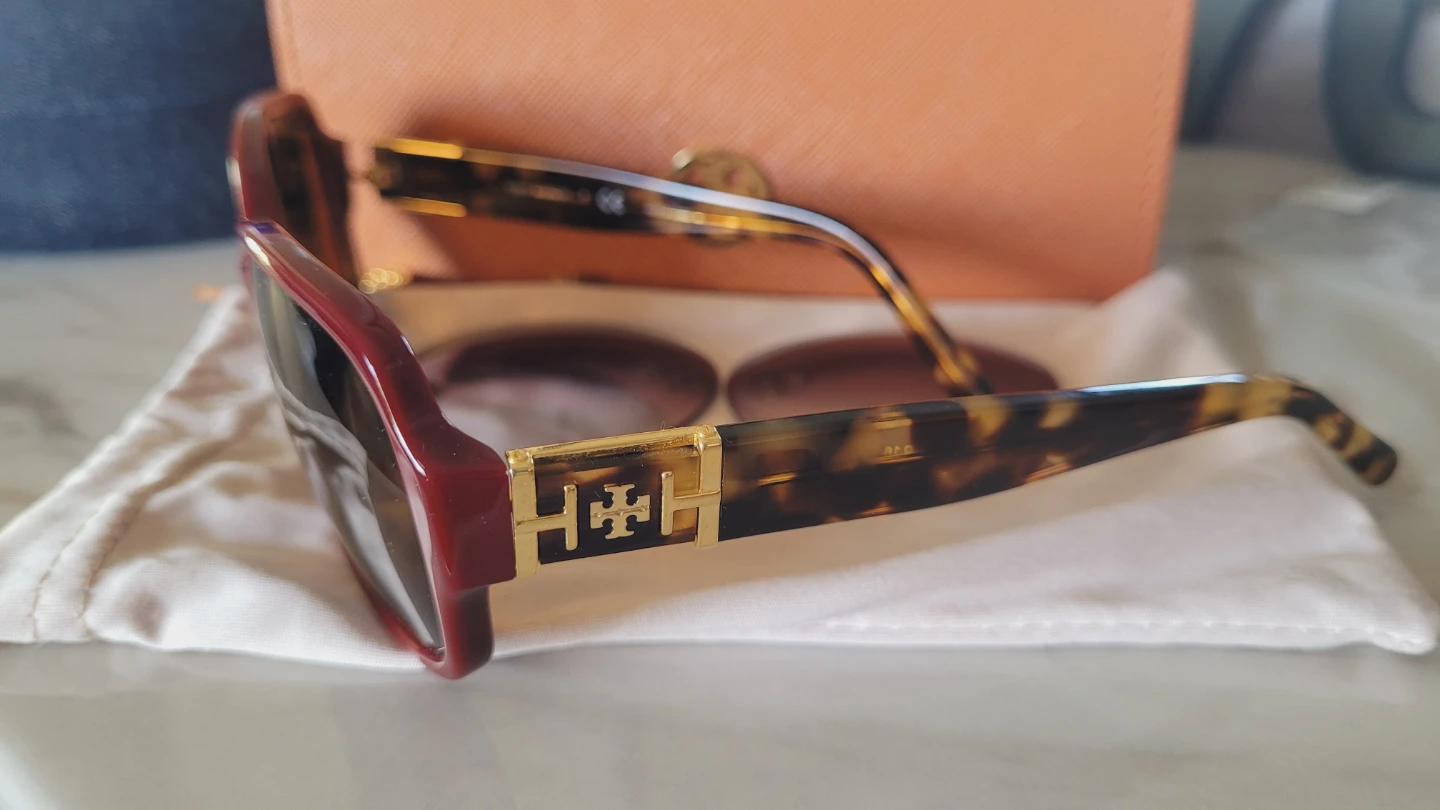 Tory Burch Sunglasses - photo 2