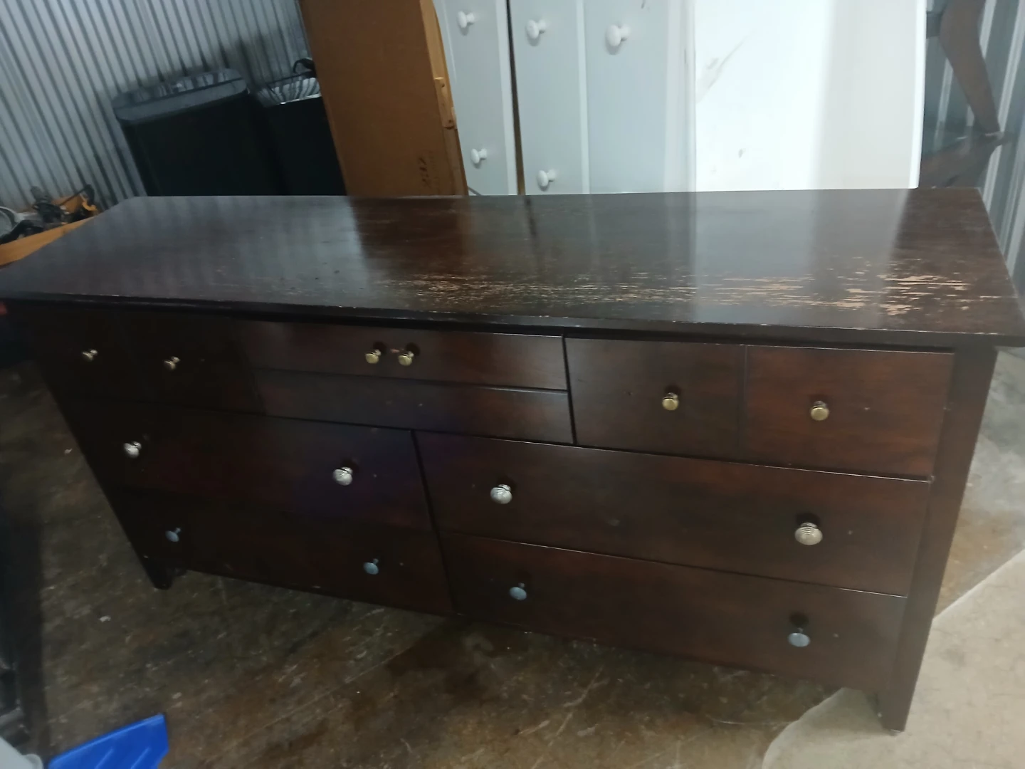 Dresser - photo 2