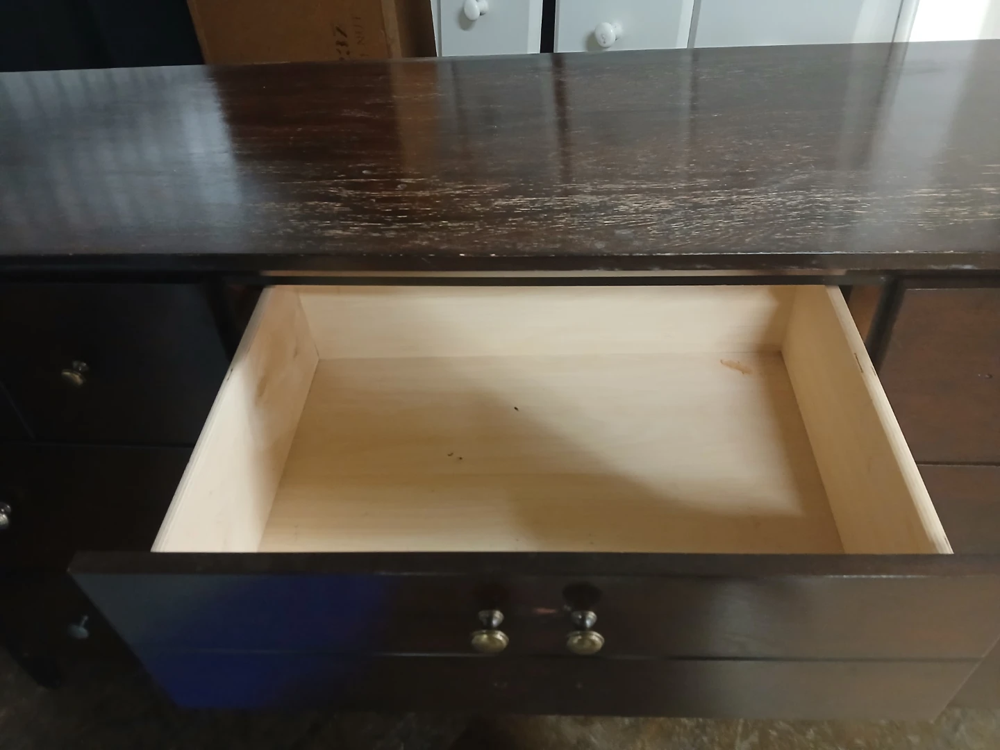 Dresser - photo 3