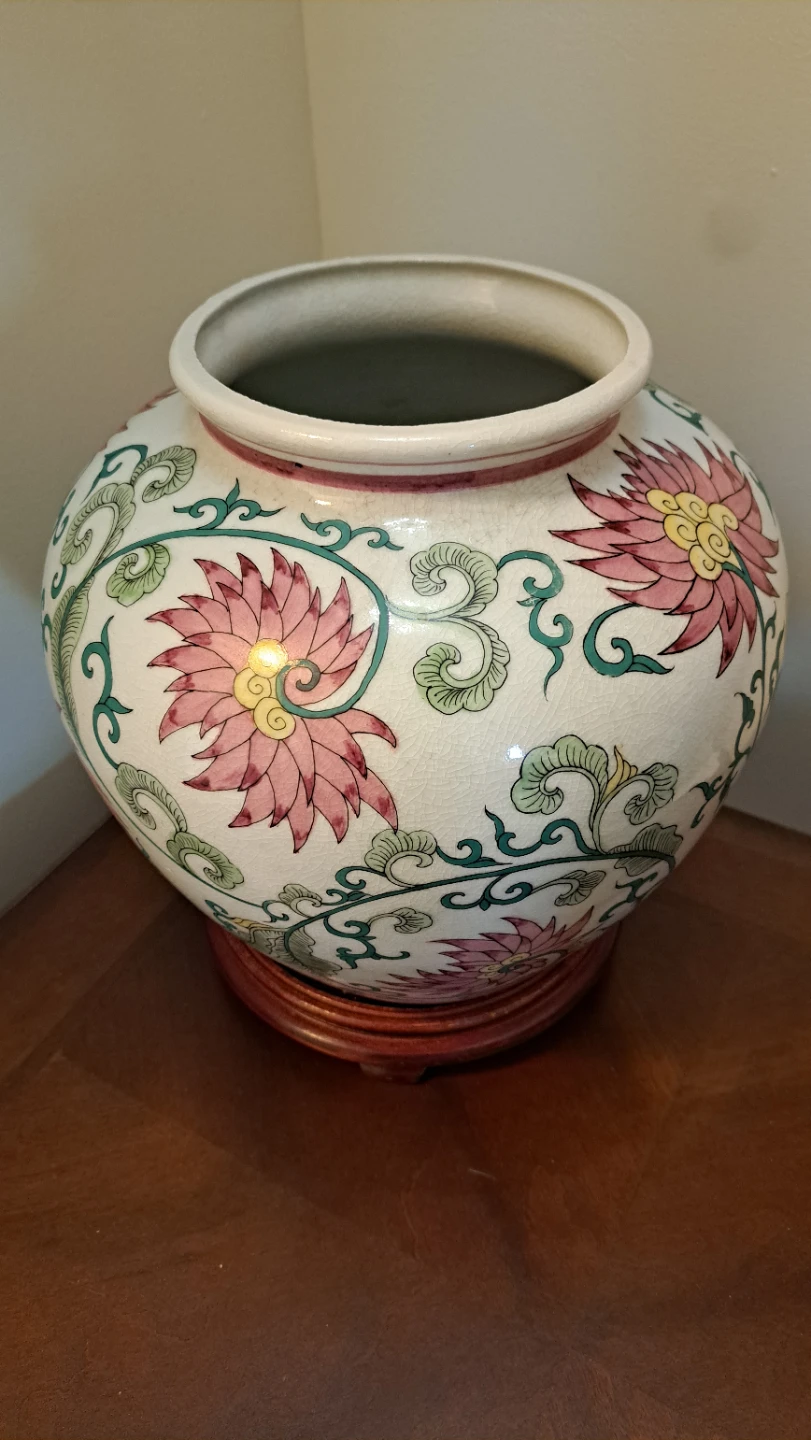Large Ceramic Vase with Floral Design and Wooden Stand - photo 3