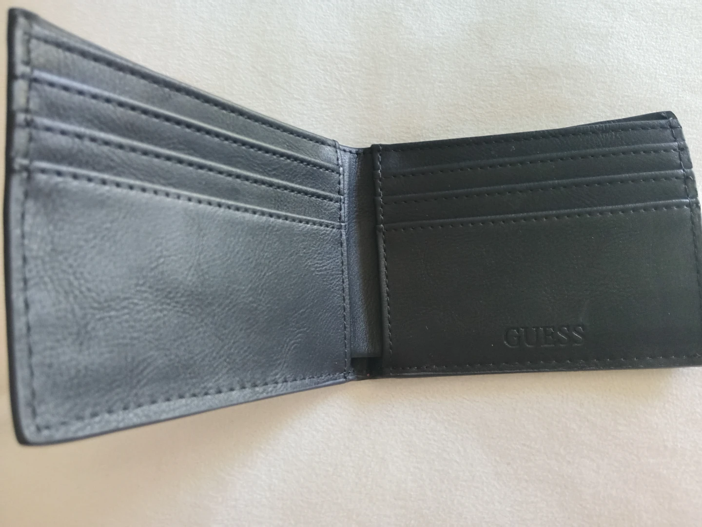 GUESS Bifold Wallet - photo 2