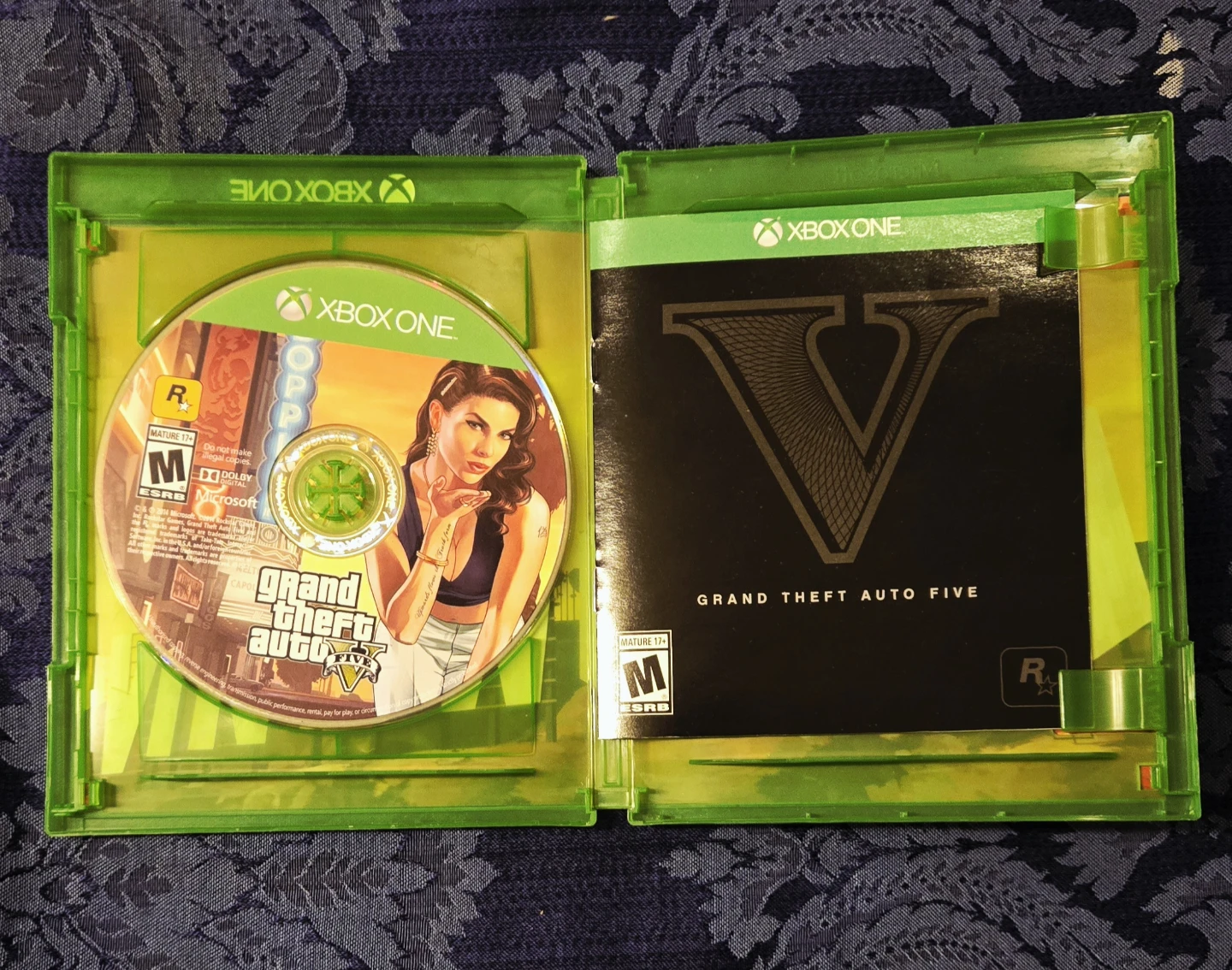 Grand Theft Auto V for Xbox One - photo 3