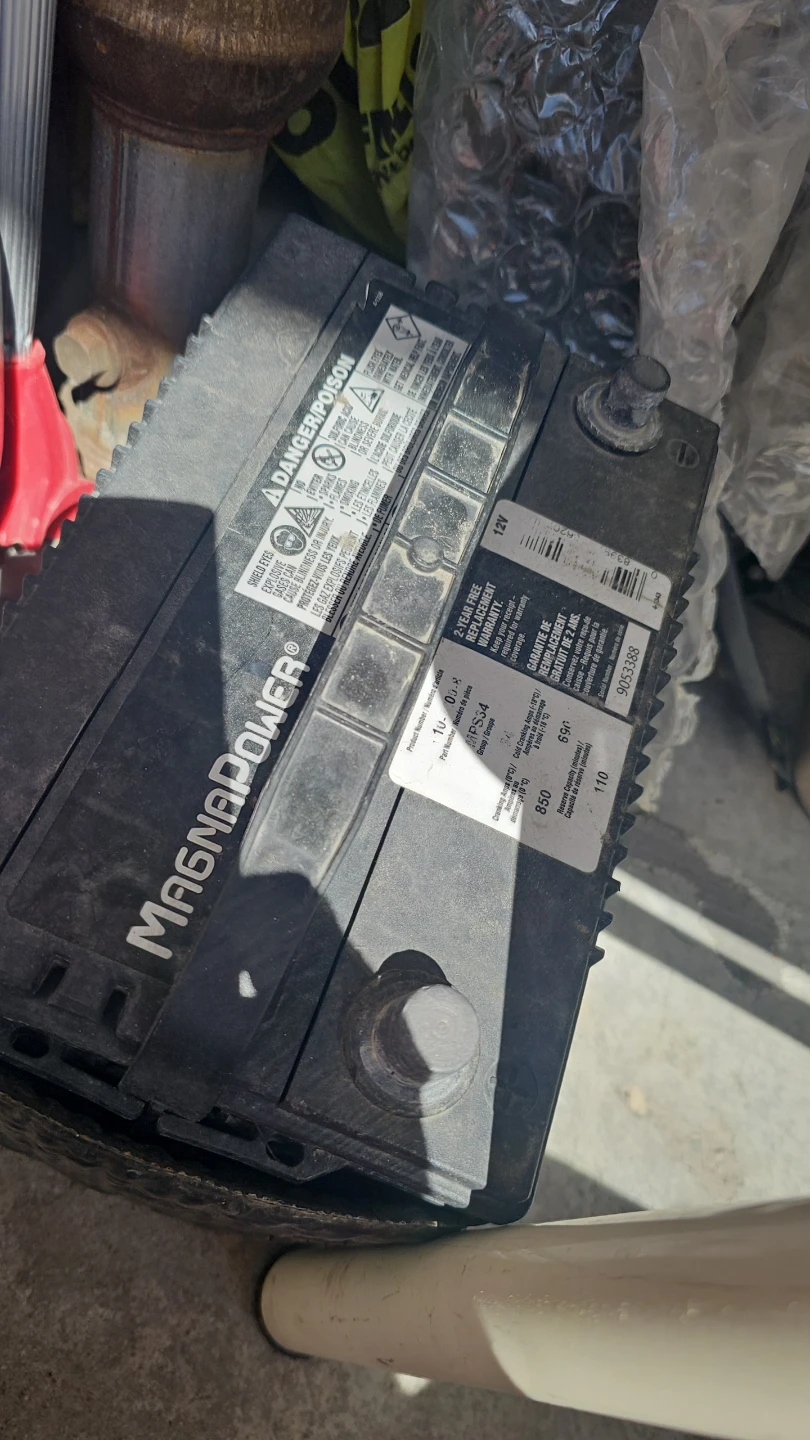 MagnaPower 12V Car Battery - photo 3