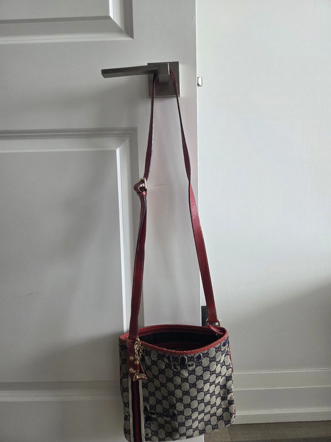 Gucci Monogram Canvas and Leather Shoulder Bag - photo 4