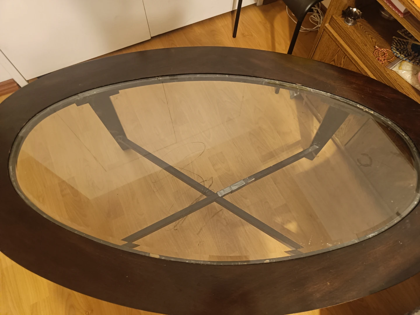 Oval Coffee Table with Glass Top