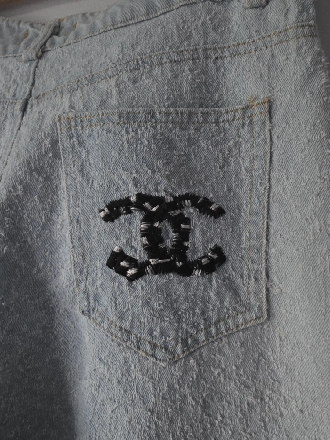 CHANEL Light Blue Denim Jeans - photo 5