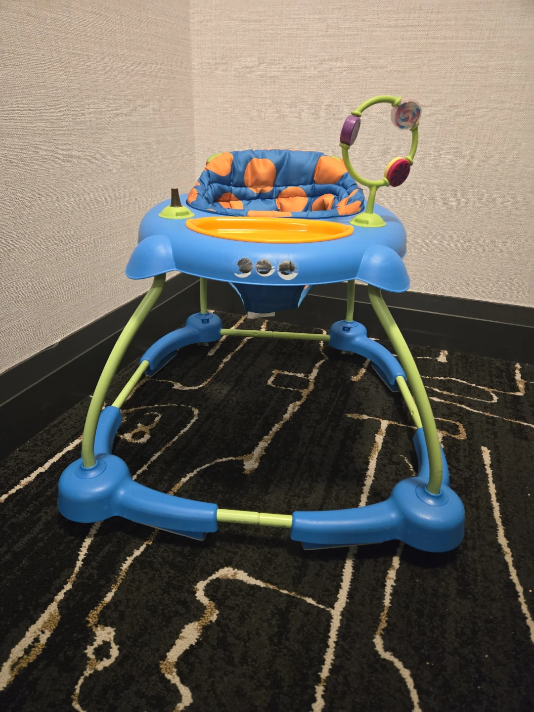 Baby walker