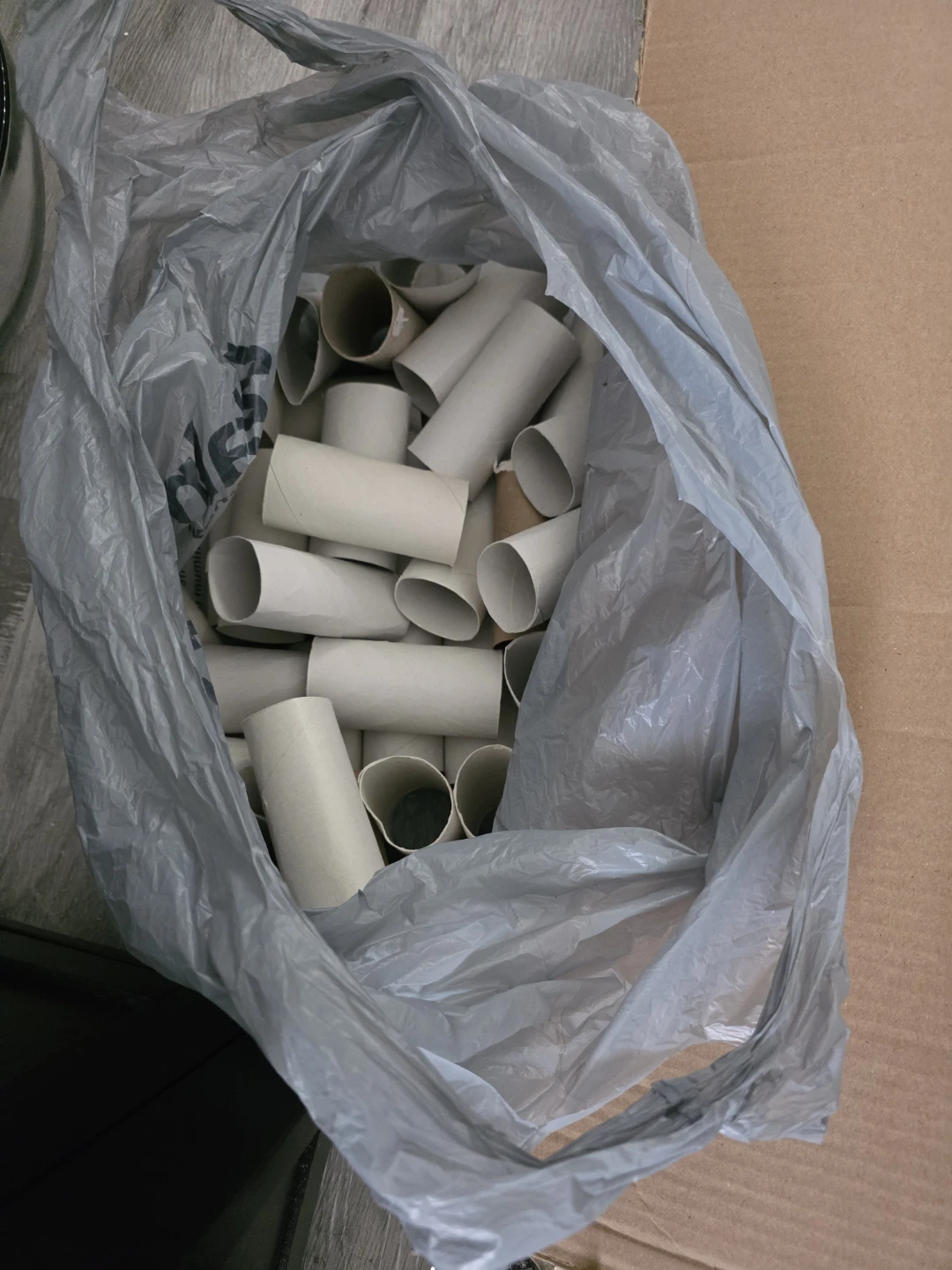 Any Crafters (Paper Towel & Toilet Paper Rolls) - photo 2