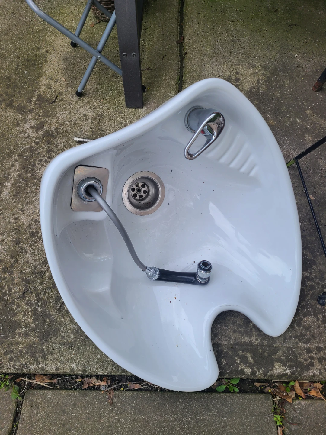 White Ceramic Backwash Hair Salon Sink 💇‍♀️ - photo 5
