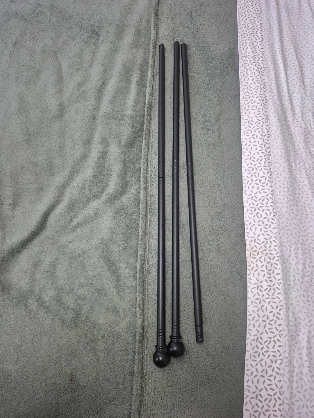 Green Velvet Curtain Set with Rods - photo 3
