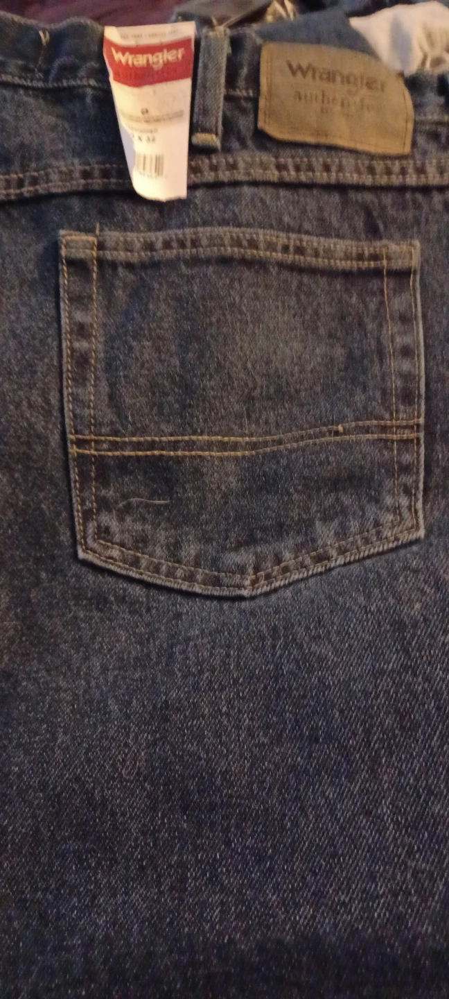 Wrangler Authentics Men's Relaxed Fit Jeans Size 40x32 - photo 2