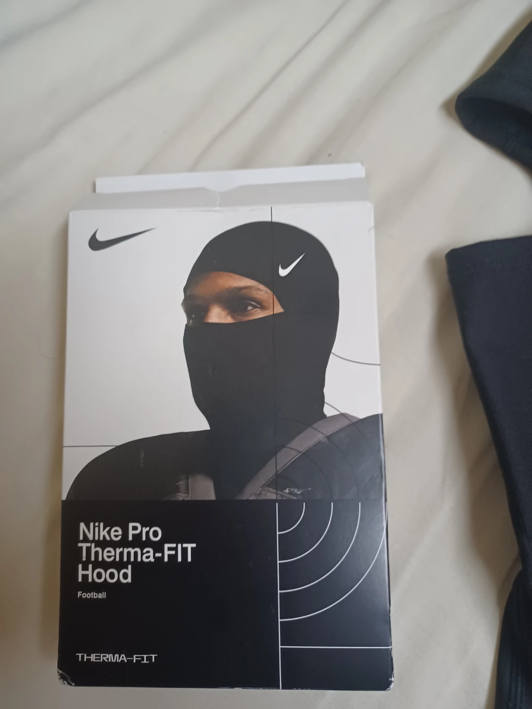 Nike Pro sky mask - photo 3