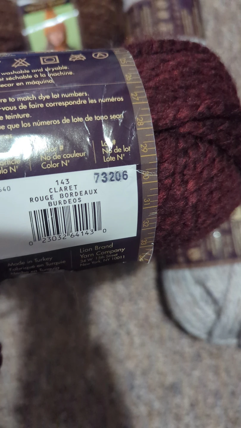 6 Skeins- Lion Brand Wool-Ease Yarn - photo 3