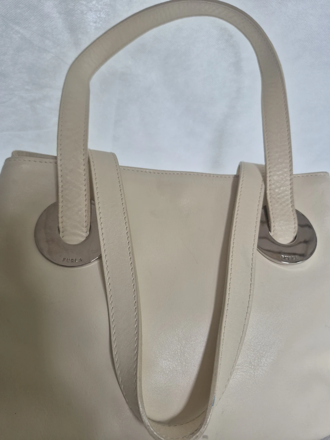 Furla Cream Leather Shoulder Bag - photo 2