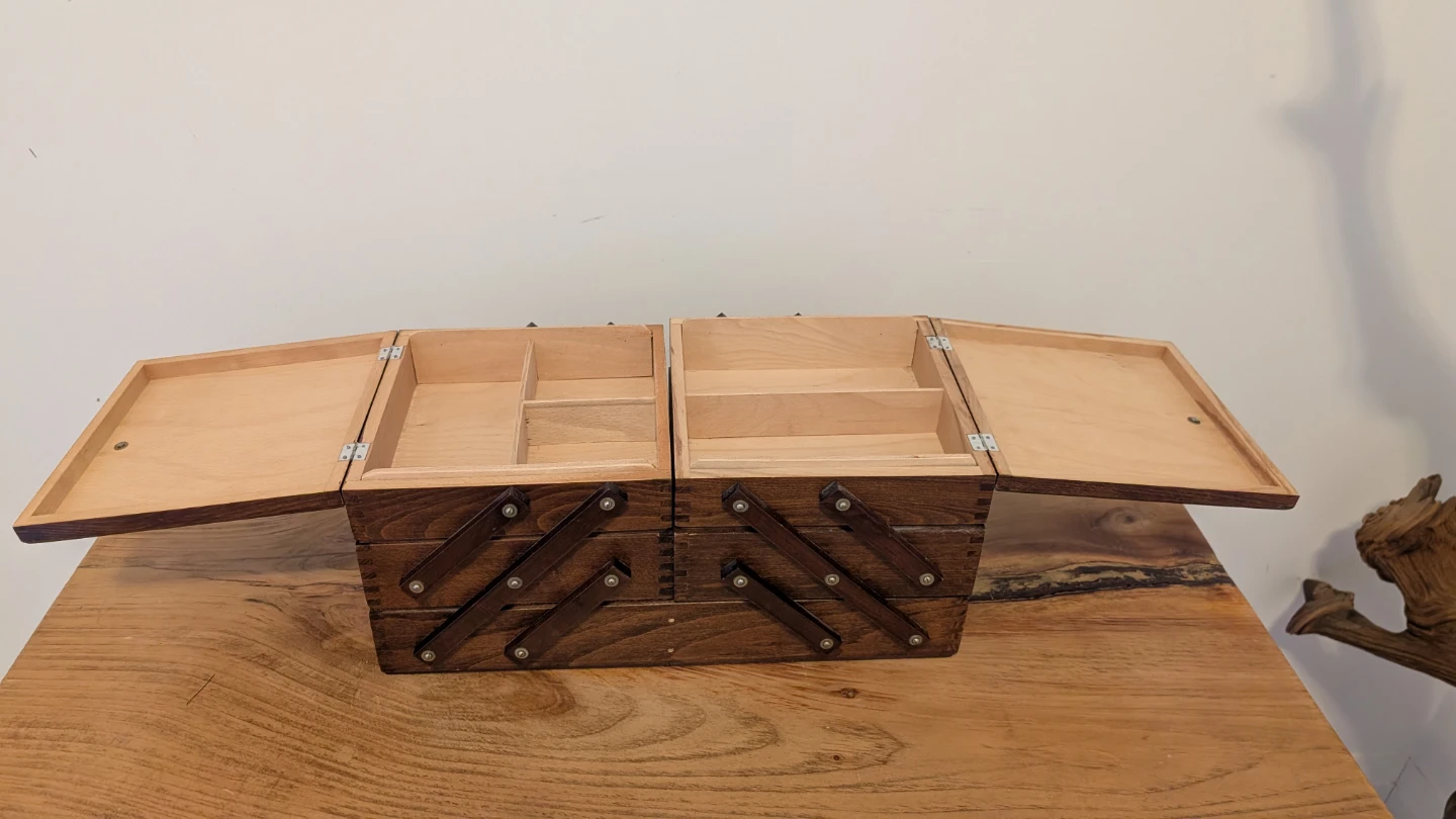 Vintage Wooden Accordion Sewing Box - photo 3