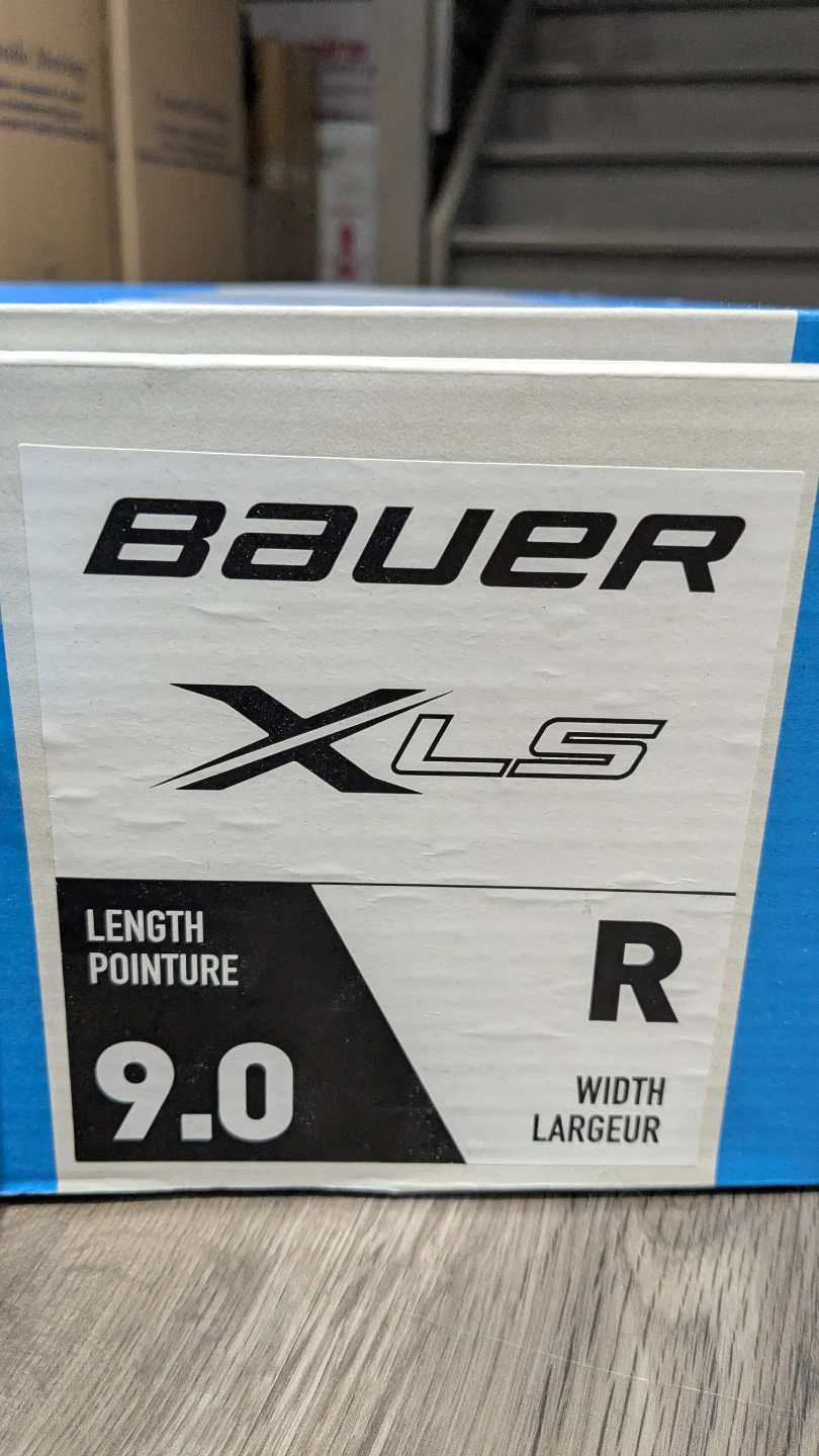 Bauer XLS Hockey Skates Size 9.0 R
