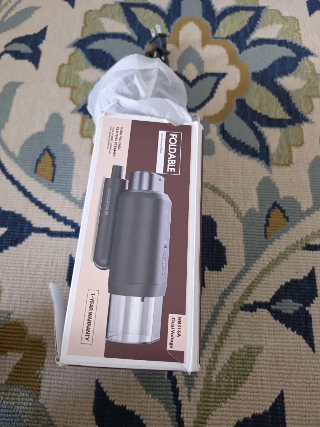 Newbealer Dual Voltage Clothes Steamer NB114A
