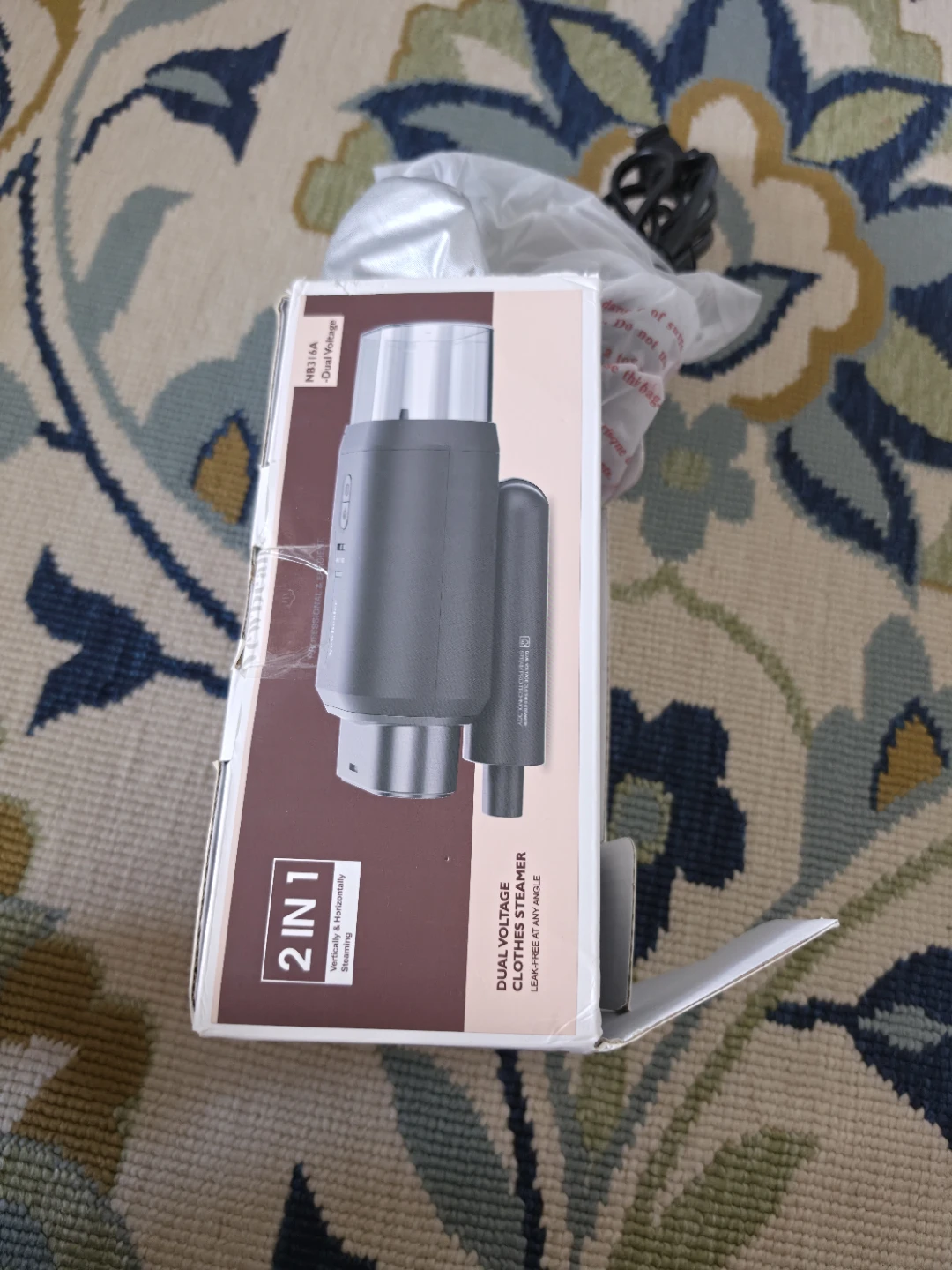 Newbealer Dual Voltage Clothes Steamer NB114A - photo 2