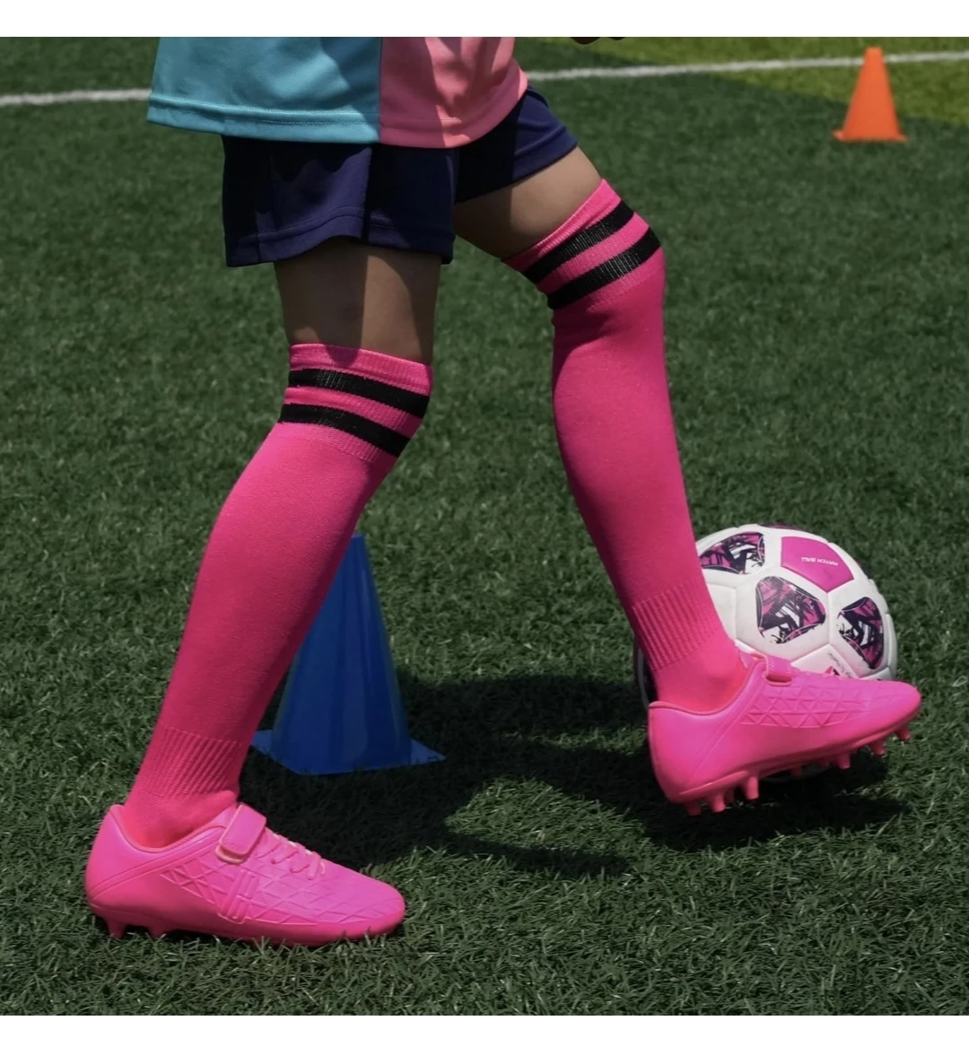 Kids' Pink Soccer Cleats Size 4 - photo 5