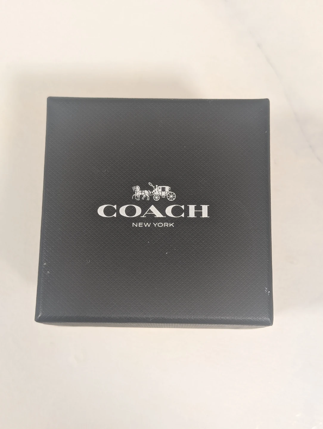 Coach New York Ladies Rose Gold Mesh Watch - photo 3