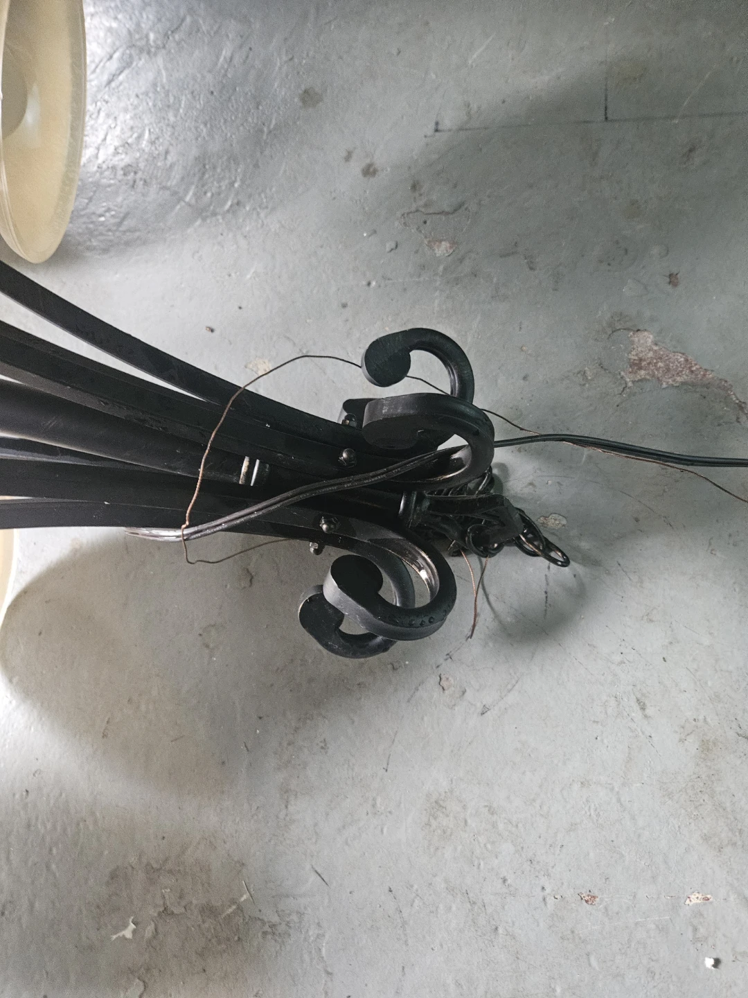 Wrought Iron Chandelier with Frosted Glass Shades - photo 4
