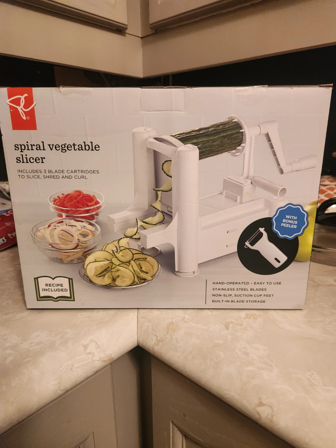 President's Choice Spiral Vegetable Slicer with Bonus Peeler