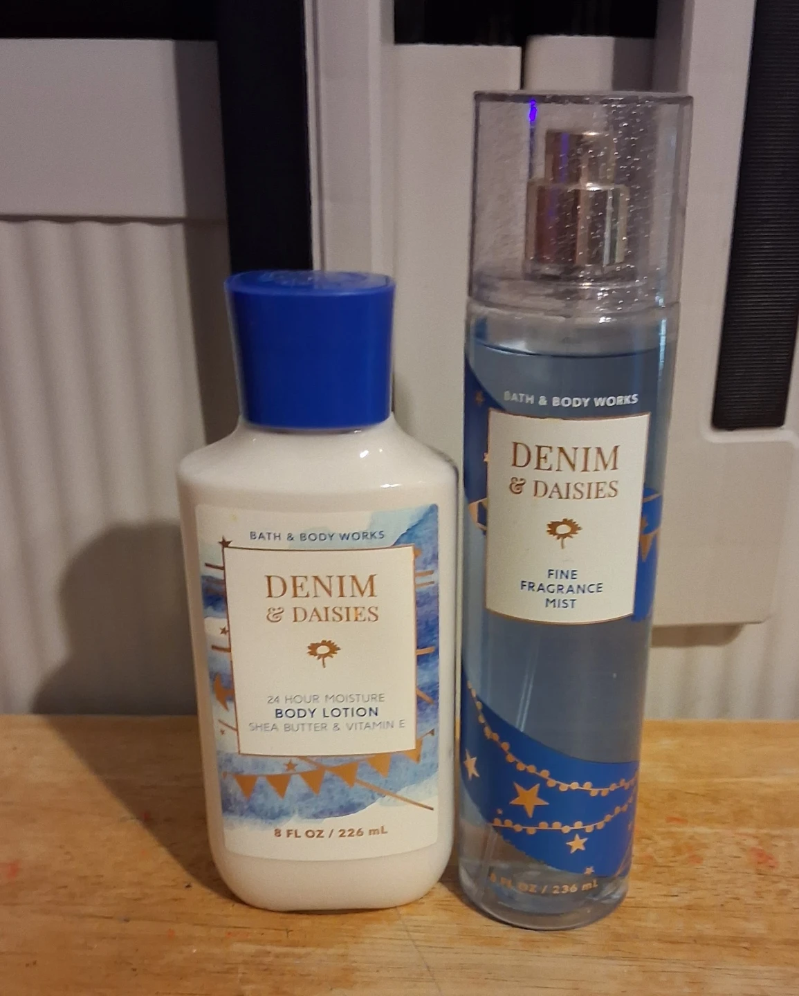 Denim and daisies body lotion and body Mist
